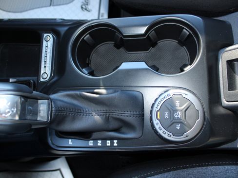 Used 2025 Ford Bronco Big Bend image 23