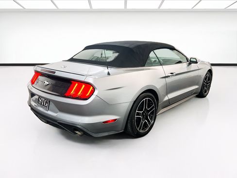 Used 2022 Ford Mustang Premium RWD image 4