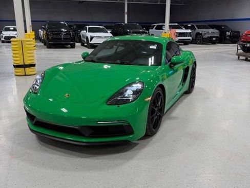 Used 2022 Porsche 718 Cayman GT4 image 15