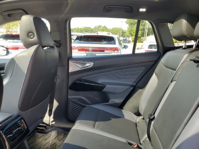 Certified 2023 Volkswagen ID.4 Pro S RWD image 16