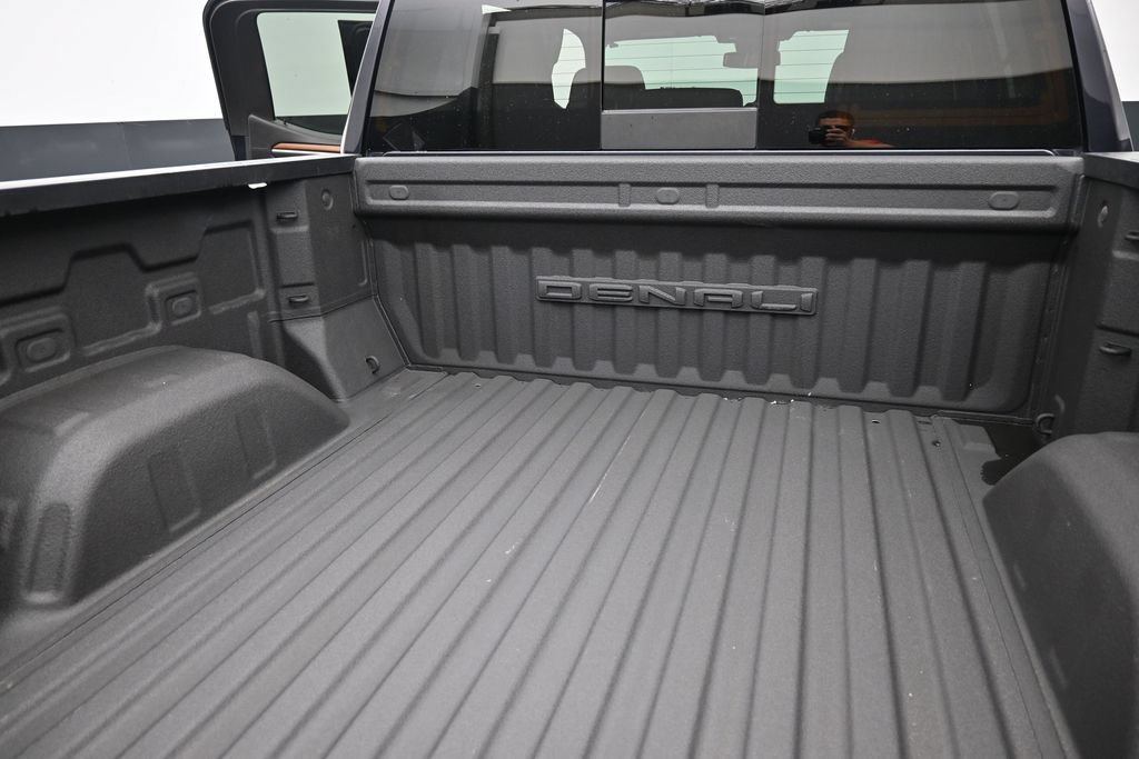 Used 2023 GMC Sierra 1500 Denali AWD/4WD image 37