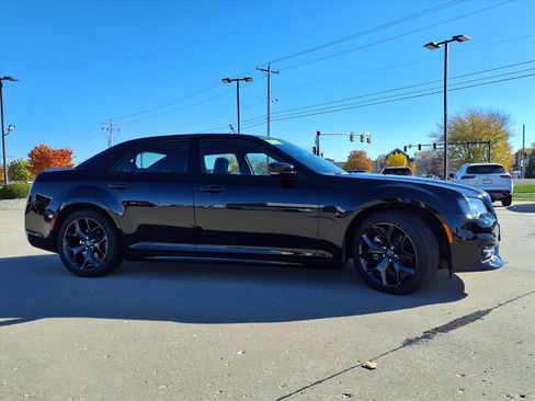 Certified 2023 Chrysler 300 S w/ Comfort Group image 38