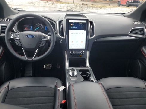 Used 2024 Ford Edge ST-Line image 10