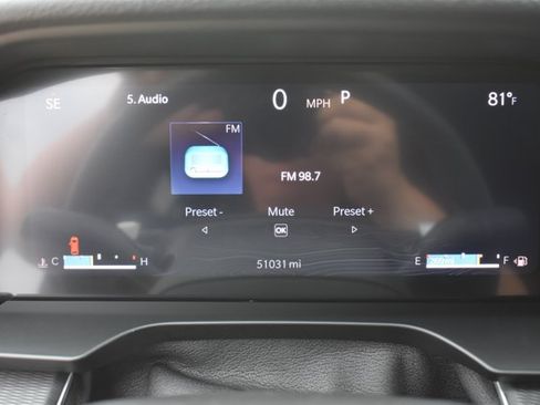 Used 2024 Jeep Grand Cherokee Altitude RWD image 21