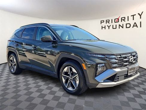 Used 2025 Hyundai Tucson SEL image 3