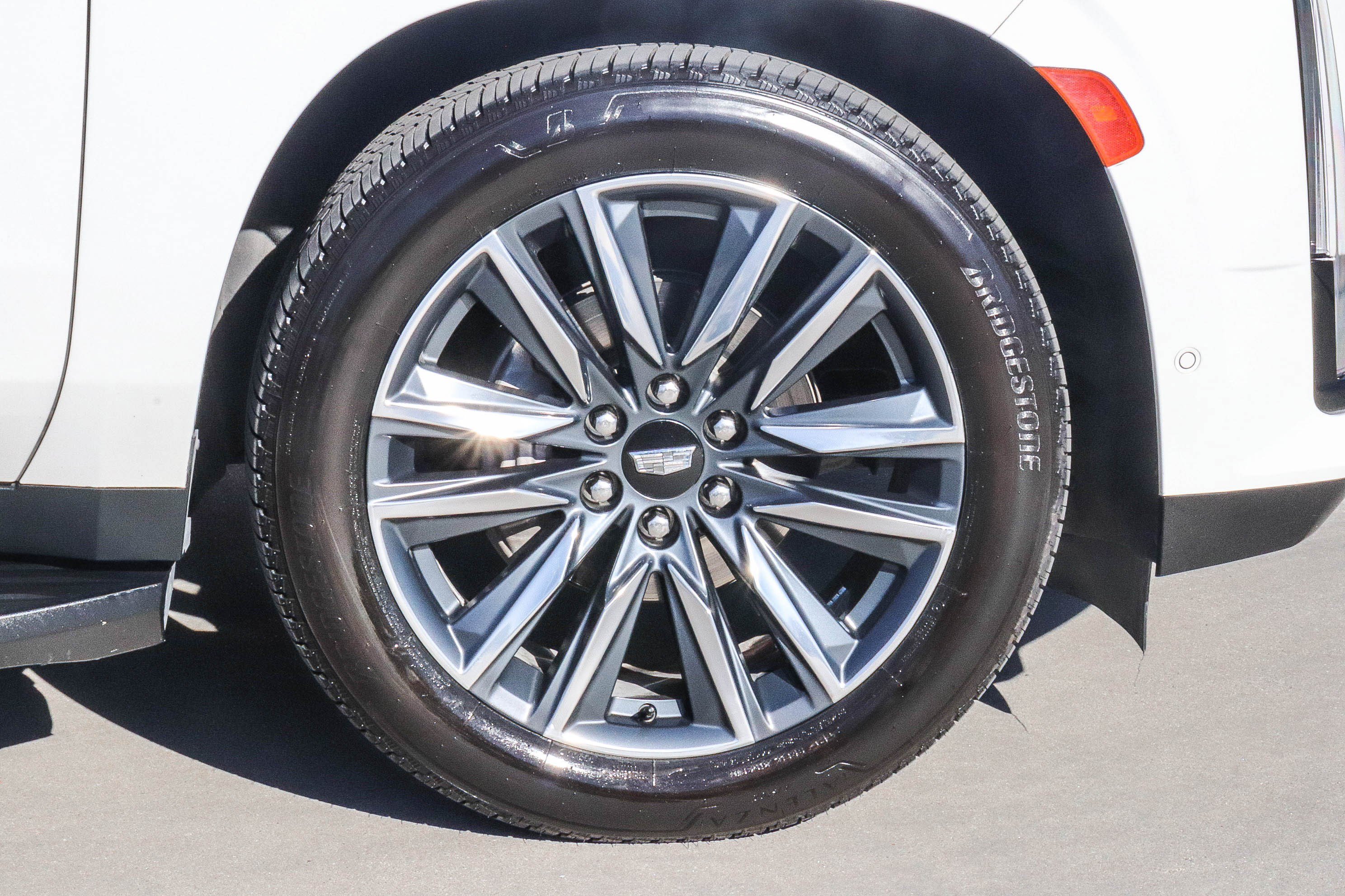 Used 2022 Cadillac Escalade Sport Platinum AWD/4WD image 11