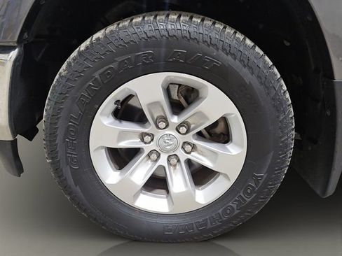 Used 2021 RAM 1500 Laramie AWD/4WD image 25
