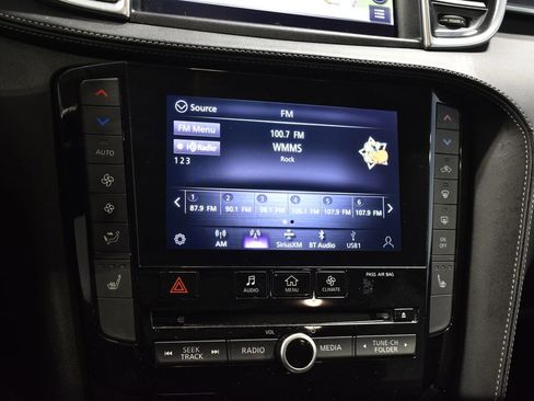Used 2020 INFINITI QX50 Luxe w/ Navigation Package image 23