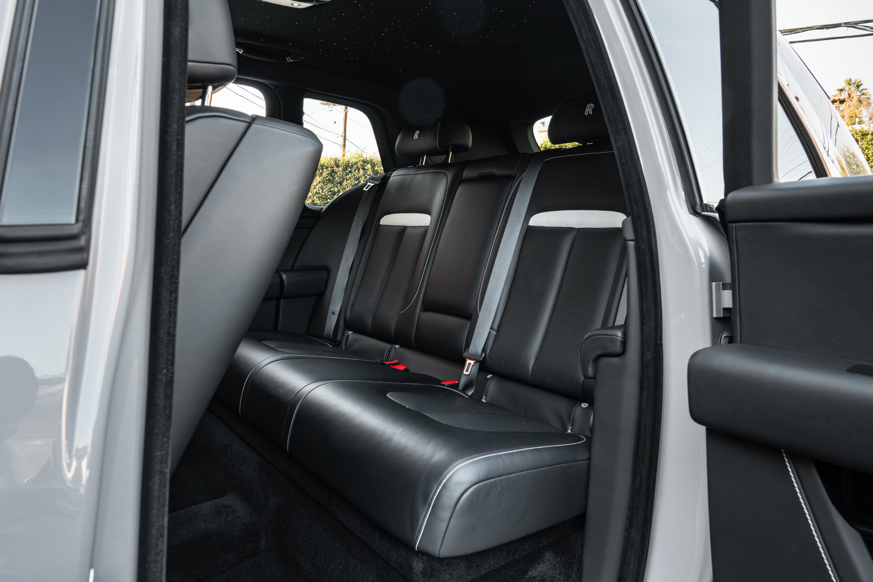 Used 2024 Rolls-Royce Cullinan AWD/4WD image 8