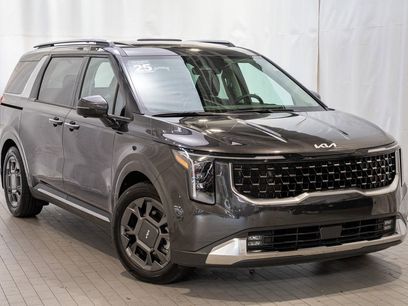 Certified 2025 Kia Carnival SX Prestige