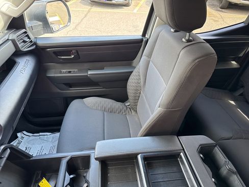 Used 2024 Toyota Tundra SR image 23