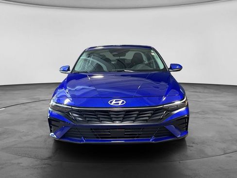 Used 2024 Hyundai Elantra SEL w/ Convenience Package FWD image 11