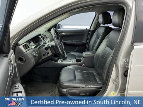 Used 2017 Chevrolet Impala LT image 16