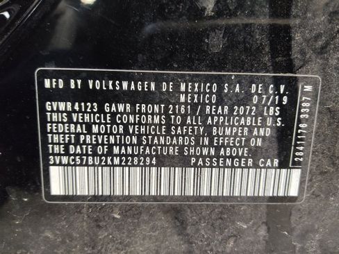 Used 2019 Volkswagen Jetta SE w/ Cold Weather Package FWD image 33