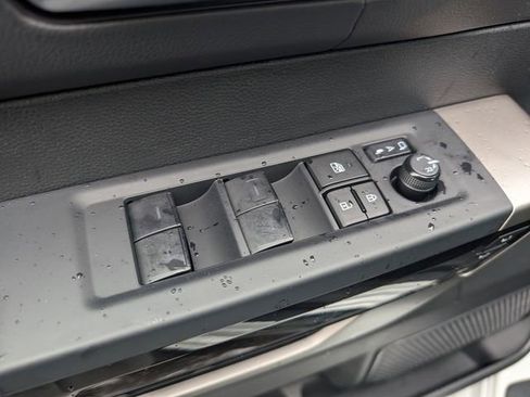 Used 2024 Toyota Sequoia Limited AWD/4WD image 15