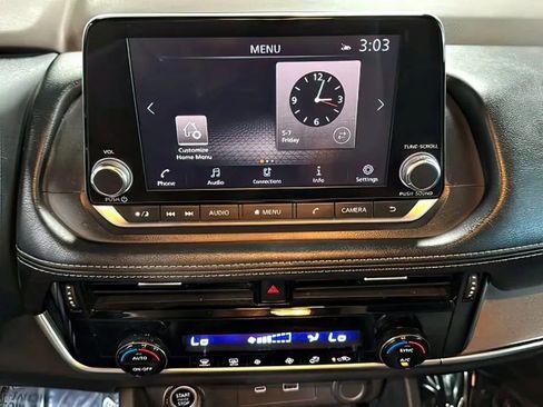 Used 2021 Nissan Rogue SV image 20