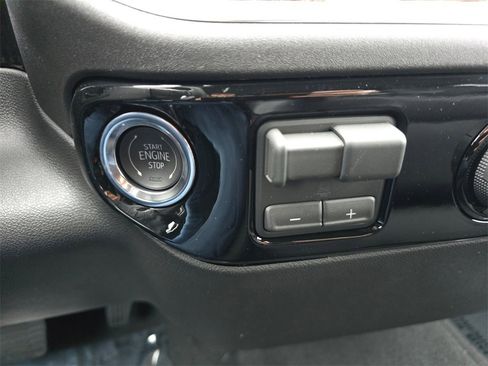 New 2026 Chevrolet Silverado 2500 LT image 25