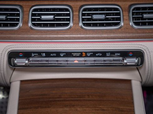 New 2026 Mercedes-Benz GLE 53 AMG 4MATIC image 17