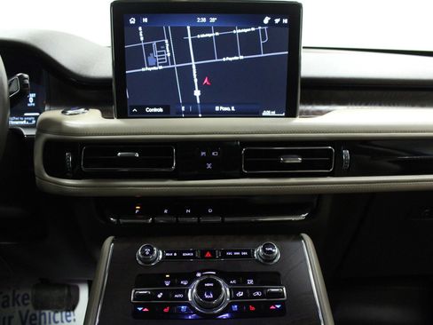 Used 2022 Lincoln Aviator Reserve w/ Equipment Group 201A image 23