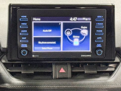 Certified 2020 Toyota RAV4 XLE w/ Carpet Mat Package AWD/4WD image 15