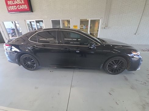 Used 2021 Toyota Camry XSE FWD image 4