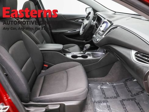 Used 2024 Chevrolet Malibu LT image 23