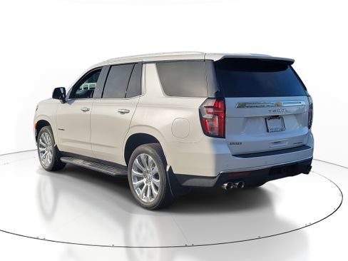 Used 2021 Chevrolet Tahoe Premier w/ Premium Package image 4