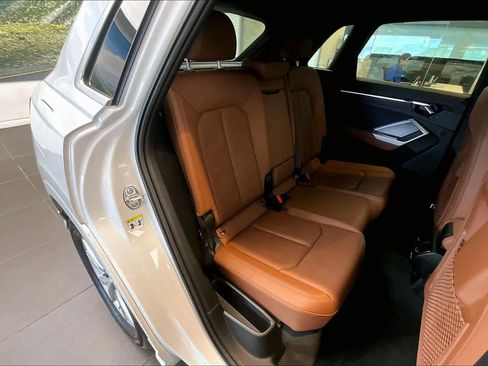 Certified 2024 Audi Q3 2.0T Premium Plus image 21