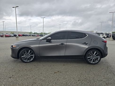 Used 2022 MAZDA MAZDA3 s FWD image 10