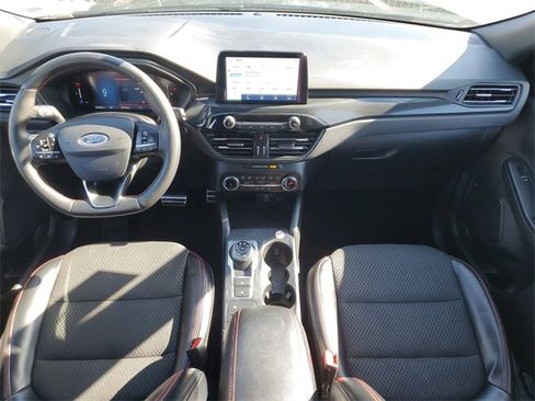 Used 2024 Ford Escape ST-Line image 15