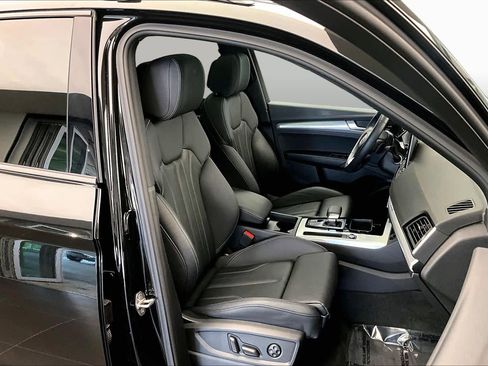 Used 2025 Audi Q5 2.0T Premium AWD/4WD image 9