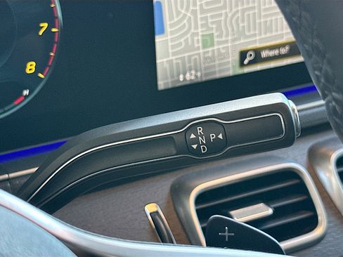 Used 2020 Mercedes-Benz GLE 350 4MATIC image 17