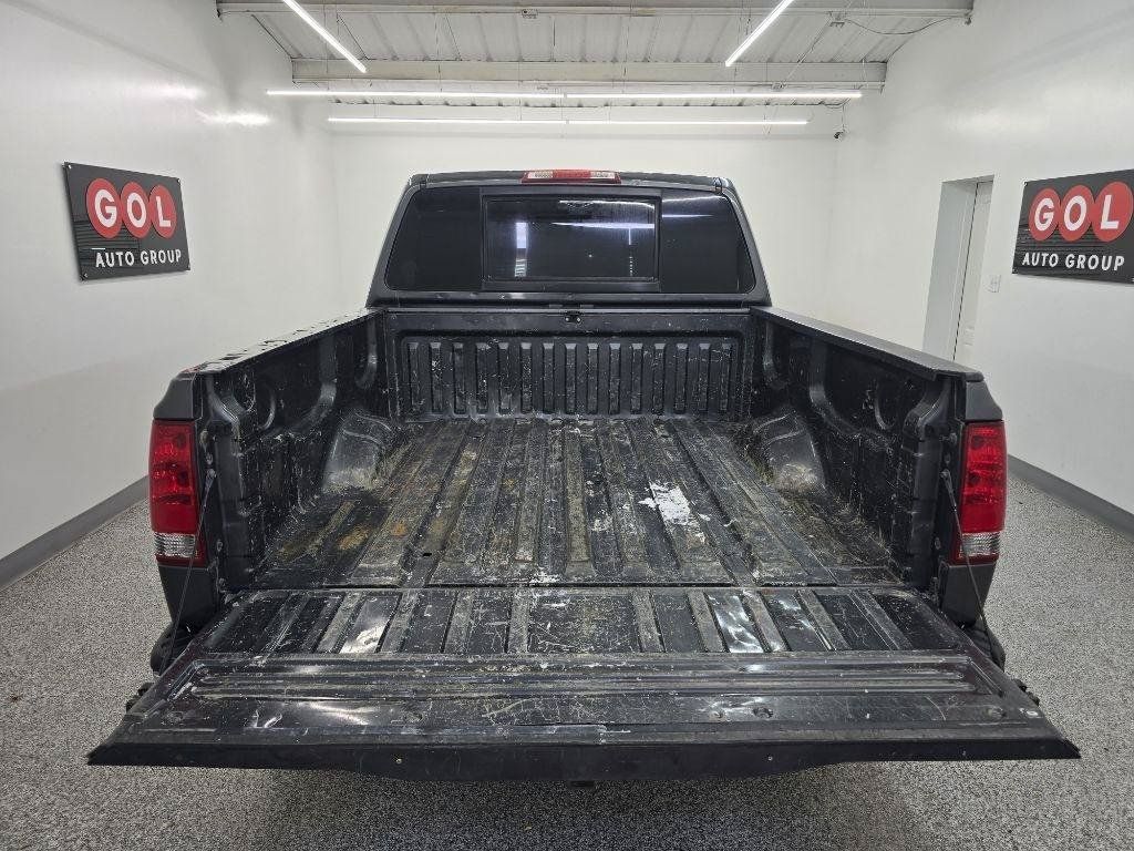 Used 2012 Nissan Titan SV RWD image 6