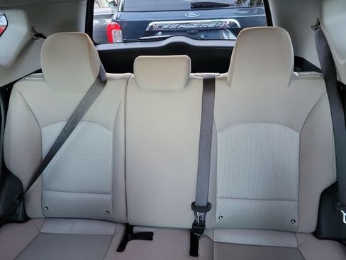 Used 2023 Kia Soul LX w/ LX Technology Package FWD image 10