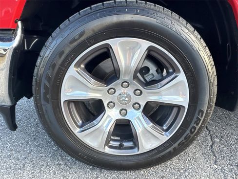 Used 2024 RAM 1500 Laramie image 15