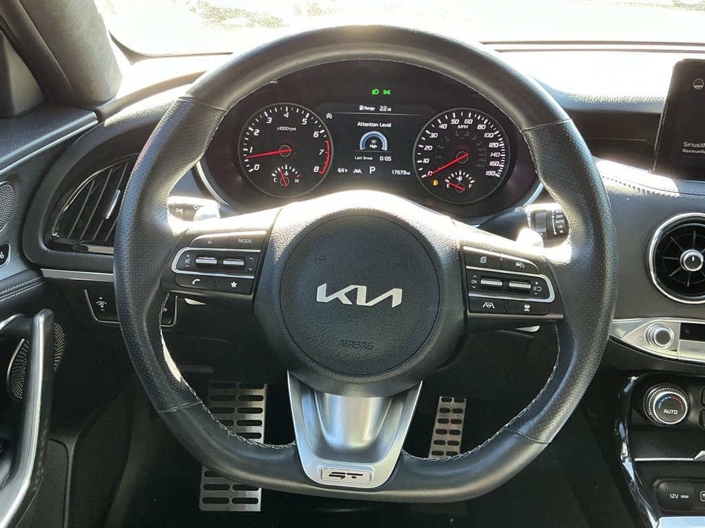 Used 2023 Kia Stinger GT2 AWD/4WD image 17
