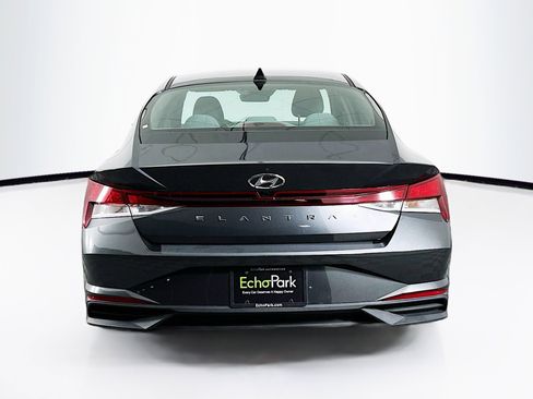 Used 2023 Hyundai Elantra SEL image 7