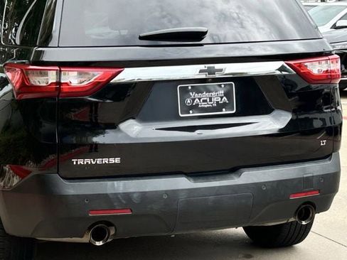 Used 2021 Chevrolet Traverse LT image 6