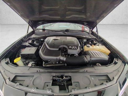 Used 2019 Chrysler 300 S RWD image 24