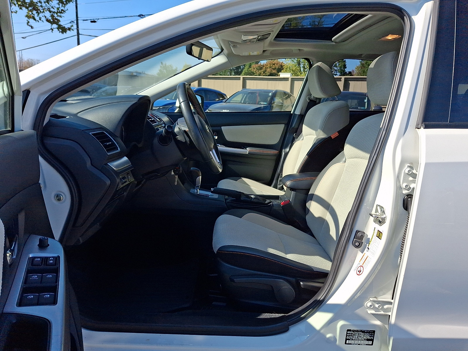 Used 2017 Subaru Crosstrek 2.0i Premium w/ Moonroof Package AWD/4WD image 14