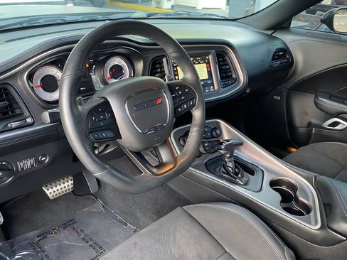 Used 2022 Dodge Challenger R/T Scat Pack RWD image 14