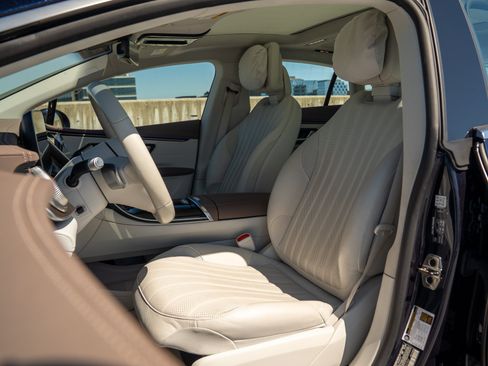 Certified 2023 Mercedes-Benz EQS 450+ 4MATIC Sedan image 24