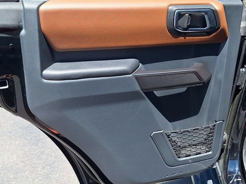 Used 2024 Ford Bronco Outer Banks AWD/4WD image 12