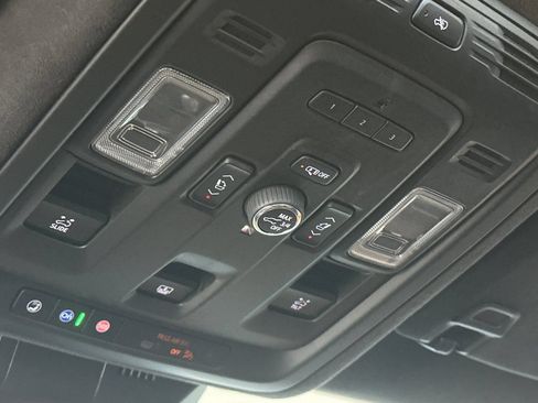 Used 2021 Cadillac Escalade Sport Platinum AWD/4WD image 23
