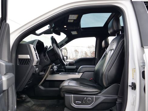 Used 2017 Ford F250 Platinum w/ Platinum Ultimate Package image 26