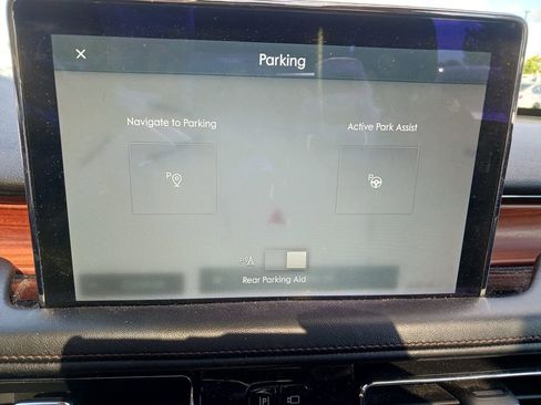 Used 2020 Lincoln Aviator Reserve w/ Equipment Group 202A AWD/4WD image 12