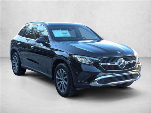 Used 2026 Mercedes-Benz GLC 300 image 6