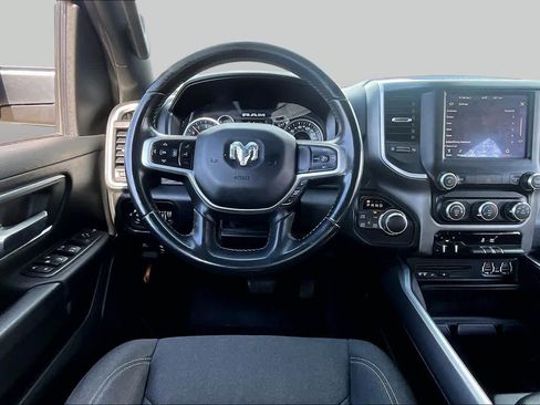 Used 2019 RAM 1500 Big Horn AWD/4WD image 6