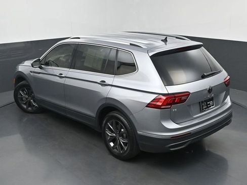 Used 2024 Volkswagen Tiguan SE FWD image 35