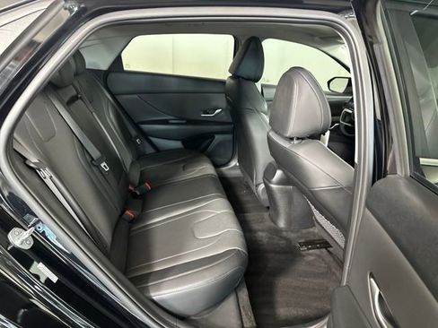 Certified 2023 Hyundai Elantra Limited w/ Winter Weather Package image 27